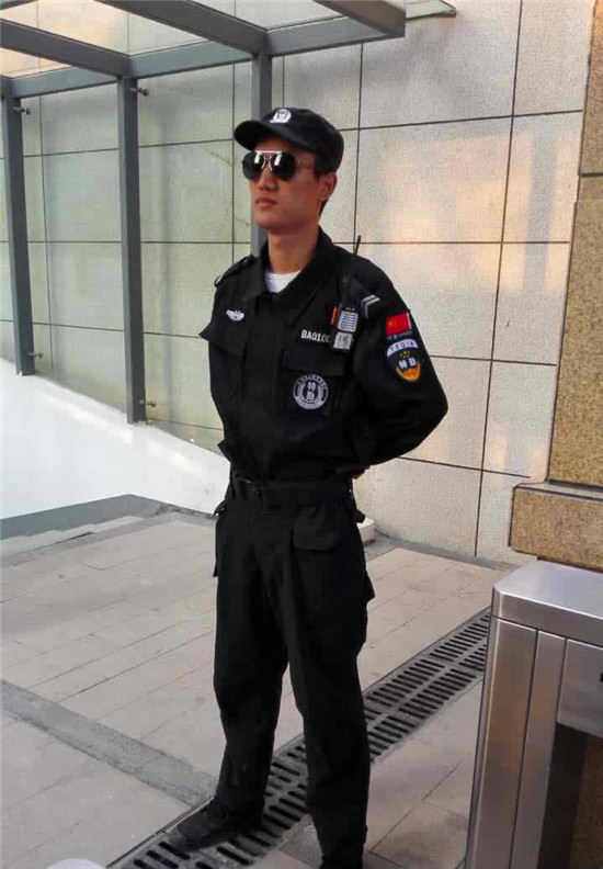 �T���L��